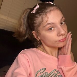 Meet your Posher, Molly